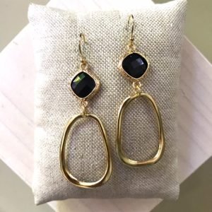 Onyx & Open Hangers