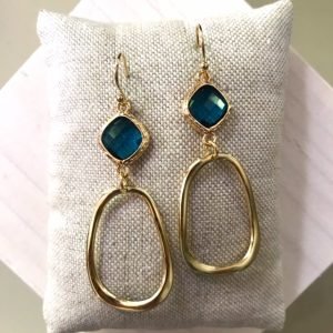 Peacock Blauwe Glasstenen & Open Hangers