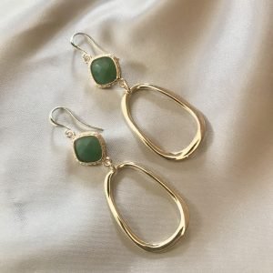 Groene Jade & Open Hangers