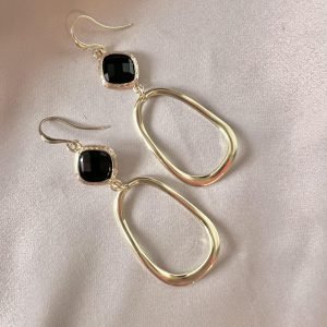 Onyx & Open Hangers