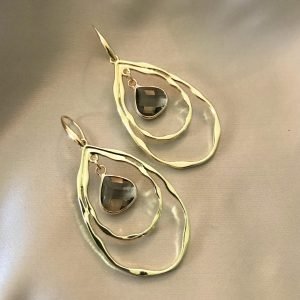 Dubbele Goudkleurige Drops & Bruine Glassteentjes