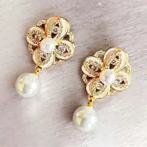 Flowers & Pearls